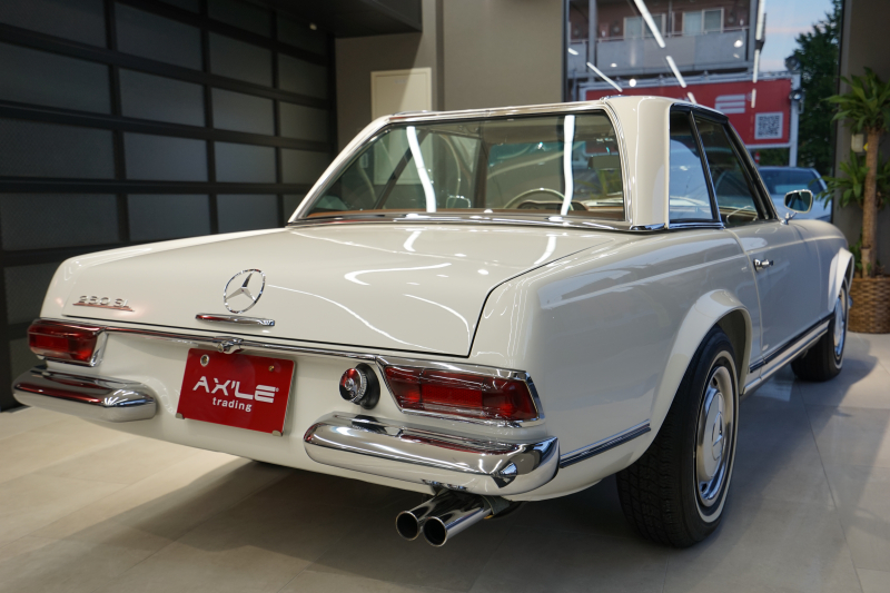 メルセデスベンツ Slクラス 250sl フルレストア車 生産台数5196台 情報アクセルトレーディング Http Www Axle T Com